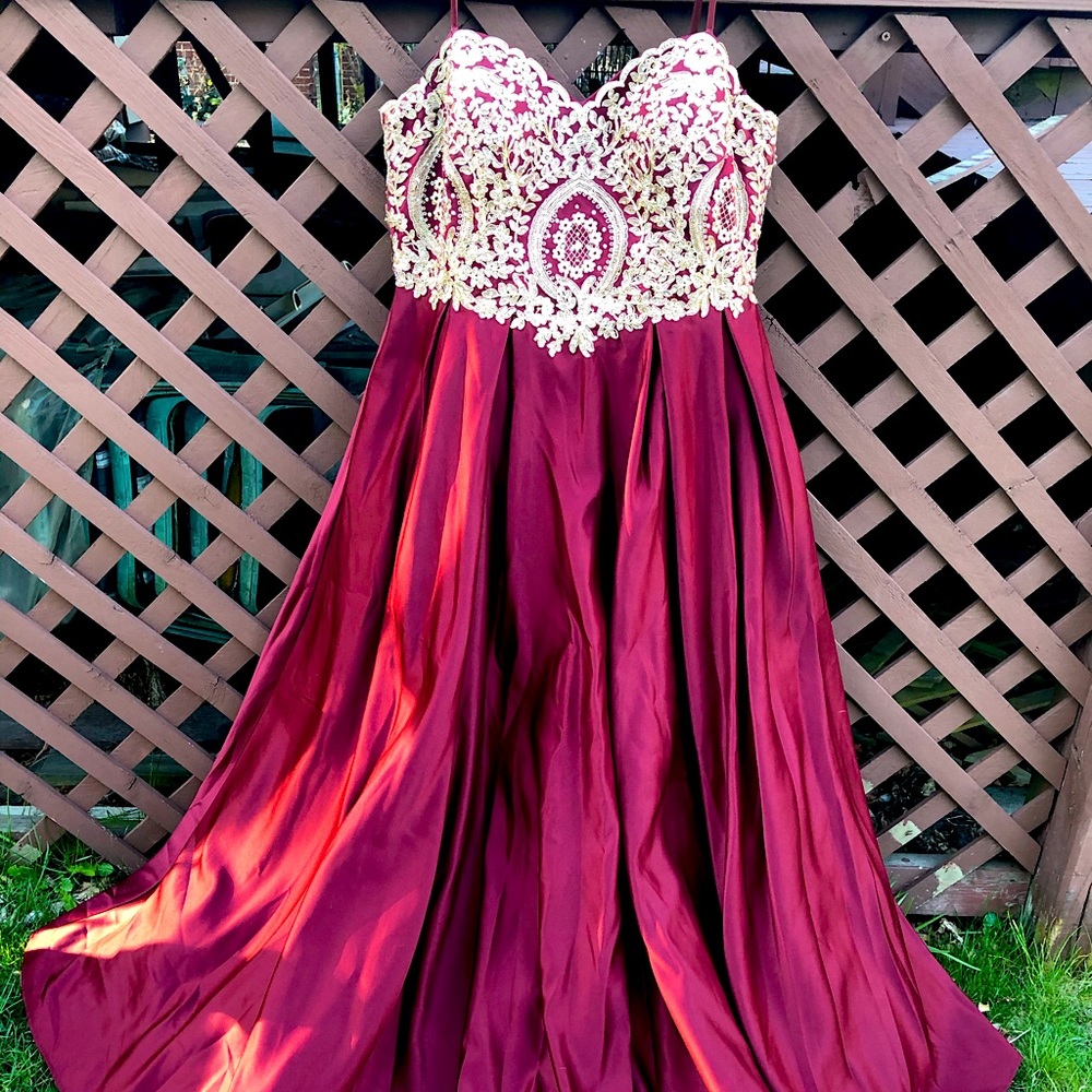 Red and Gold strapless Prom Dress